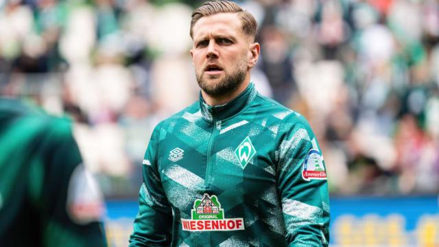 荷甲劲旅费 荷甲劲旅费