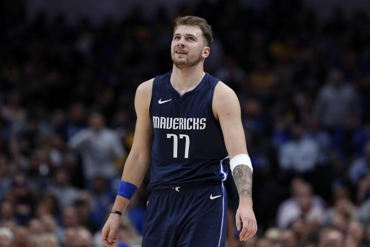 分析詹姆斯 分析詹姆斯