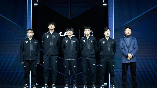 难以被外部 难以被外部